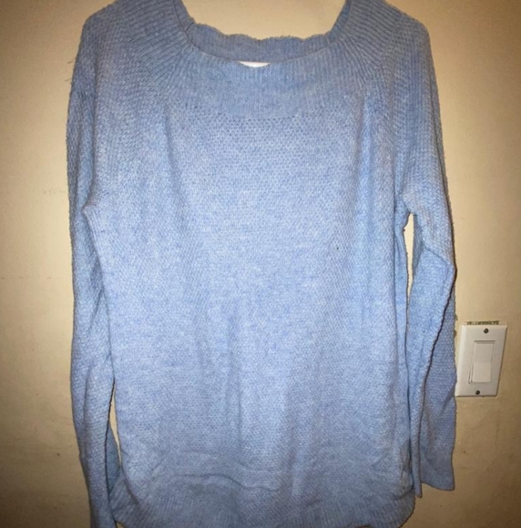 Women's Knitted Sweater - Picture 7 of 8